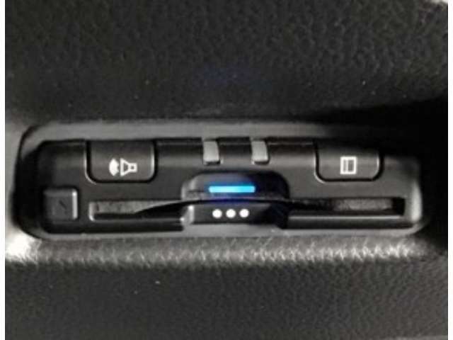 ETC付いてます。ETCが使用可能な道路通行料はキャッシュレスでスマートに走行できます。再セットアップして納車致します