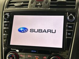 【大画面ナビ】人気の大型8インチナビを装備。存在感のある大画面はインパクト大！ナビ利用時のマップ表示は見やすく、テレビやDVDは臨場感がアップ！いつものドライブがグッと楽しくなります♪
