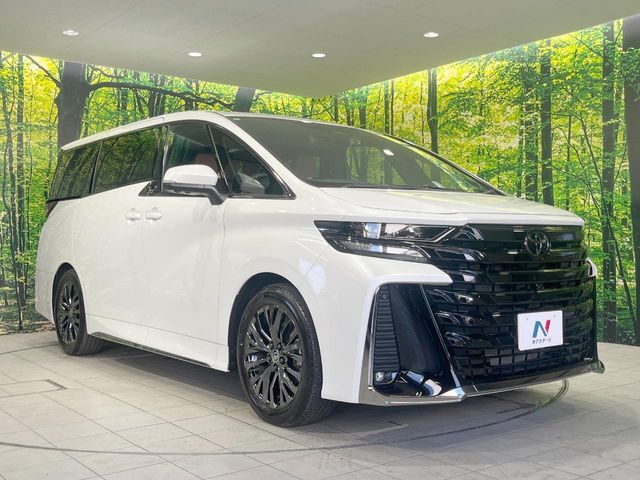 大好評のボディコーティング「弾スプラッシュコート」もご納車までに施工可能。通常のガラスコートと異なる、耐久年数6年の無機質ガラスコーティングが、ボディをキレイな状態に保ってくれます。