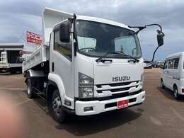 当社は軽自動車からバン、トラック、クレーン、ダンプ、重機を全国そして海外に販売している自動車会社です。