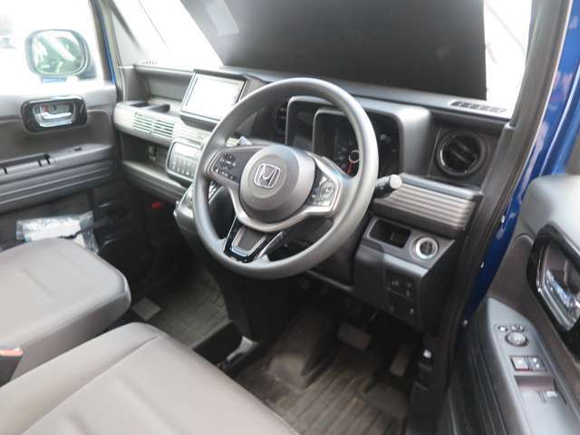 軽、普通車ハイブリッドまでオールメーカー取り扱いしております！お求めやすい車両で安心快適なカーライフをサポートします！ご来店・お問い合わせお待ちいたしております！