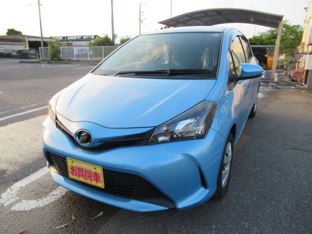 お手頃な価格のお車を常時取り揃えております。保証に関しては当店でご購入の車両は1年・走行無制限保証を実施中。