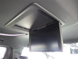 【後部座席操作部】後部座席を快適に過ごしていただくための便利な装備が付いています！