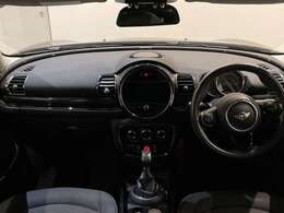 【内装全体】LIBERALA新潟の物件をご覧いただきまして誠にありがとうございます。心ゆくまでおクルマ選びをお楽しみください。店舗にて現車の確認もいただけますので、是非ご来店ください。