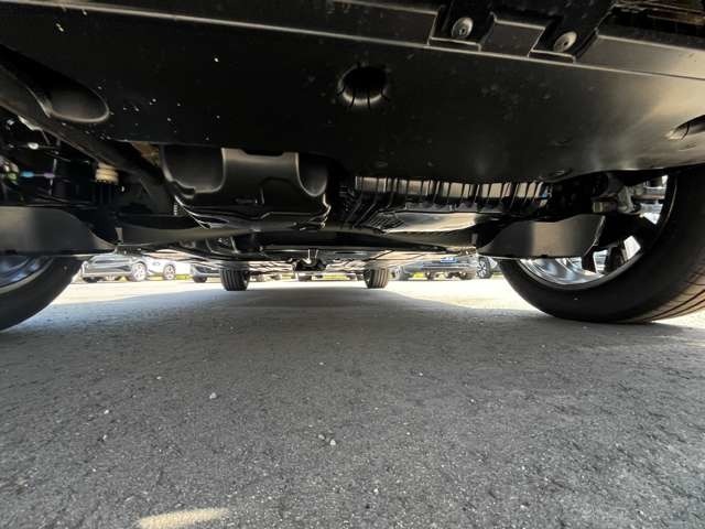 より詳細な車両画像をご希望の際は、お問合せに対する販売店からの回答にご返信頂くか、お問合せフォームのご質問・ご要望の欄にメールアドレスを直接ご入力頂ければ、車両画像を添付してご返信致します。