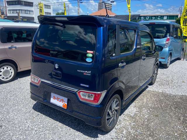 当店は民間車検工場完備です。車に関して不明な点、車検、保険の料金を少しでも安くしたい等、何でも相談ください。