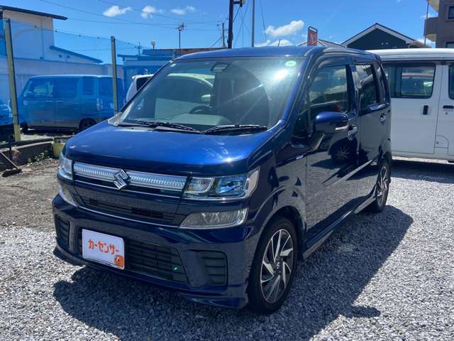 ベテランスタッフがお客様の車を丁寧に1台1台整備致します。急なトラブルもすぐに対応致します。