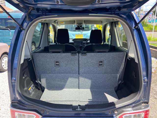 有限会社車流通センター鹿児島県霧島市隼人町見次1072営業時間　09:00～18:00 定休日　火曜日
