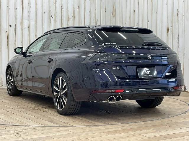 お車ご成約時の付帯率は驚きの90％OVER。GOOD　SPEED自慢のスーパーガラスコーティング。見違えるほどの輝きを放ち、納車後のメンテナンスも楽々。是非一度お試し下さい。