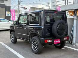 営業時間9：30～19：00です