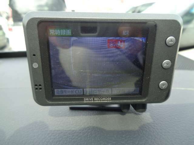 車両後方録画に適したカメラ別体型のセパレ-トタイプ。セルスタ-製後方向けドライブレコ-ダ-。お問い合わせは03-5672-1023へ