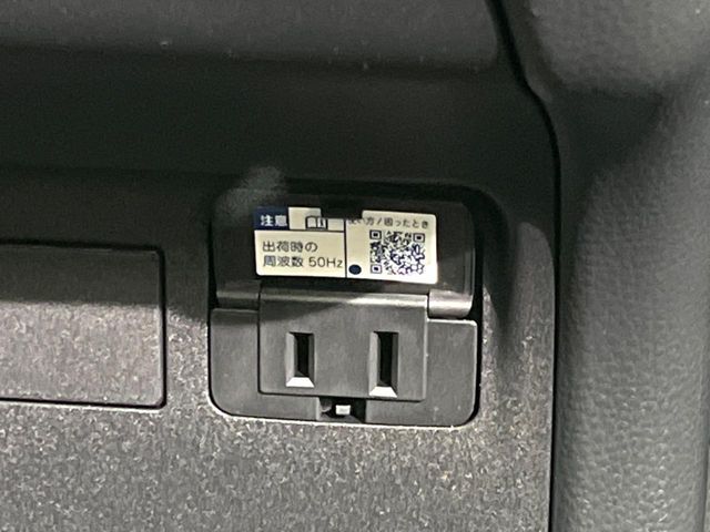 【1500Wアクセサリーコンセント】消費電力1500Wまでの家電が使えます。キャンプやスポーツ・アウトドアでのアクティビティはもちろん、災害・停電の際に大活躍♪
