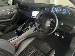内装：車両の状態やシートのよれ等、お気付きの箇所がございましたらお写真にてお送り致しますのでお気軽にお申し付けくださいませ