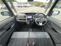 【インパネ全体】『インパネ全体』の画像になります。写真の内容に関してご不明点、ご質問等がございましたらお気軽にガリバー店舗までお問い合わせください。