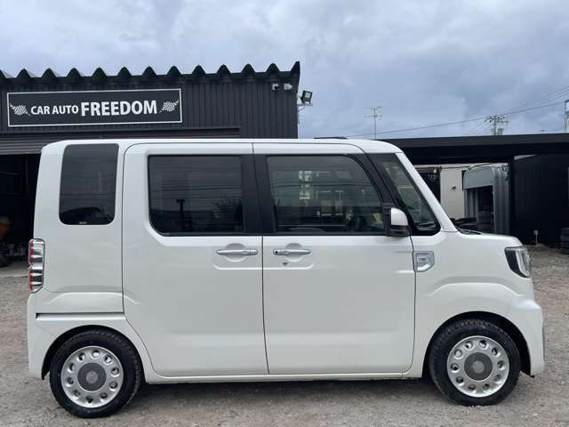 車検・整備・板金・メンテナンス・ドレスアップ・カスタム・お車の事なら何でも当店にお任せください！！