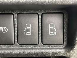 【両側パワースライドドア】小さなお子さまでもボタン一つで乗り降りラクラクです！両手に荷物を抱えている状態でもボタンを押せば自動で開閉するので、お買い物やお出かけの際にはとっても重宝します！