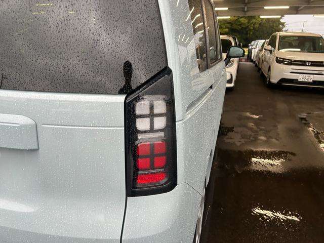 アフターサービスもお任せ下さい！！ 自社整備工場を完備しております！！ 国土交通省指定整備工場なので車検も最短45分で終わります♪