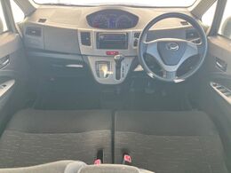 グループ総在庫数約30，000台！！全国の系列店からメーカー・車種問わずご紹介出来るので、あなたにピッタリのお車が見つかるはずです♪まずはお問い合わせ下さい☆