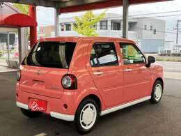 右斜後の画像です。