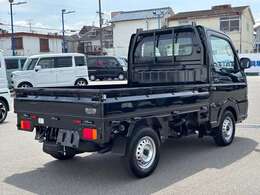 ★当店の展示車両は『試乗車・下取車・リース車』をメインに展示しております！　お求め易い販売価格を実現しております！是非、お早めにご来店・ご連絡下さい！（^^♪