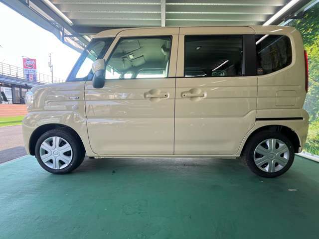 ■全車両保証付き■　当社では届出済未使用車でも新車と同様の保証をつけて販売しております。また各店舗に最新の整備工場とプロメカニックが常駐しておりますのでアフターメンテナンスもお任せください！