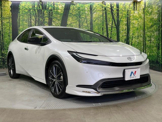 大好評のボディコーティング「弾スプラッシュコート」もご納車までに施工可能。通常のガラスコートと異なる、耐久年数6年の無機質ガラスコーティングが、ボディをキレイな状態に保ってくれます。