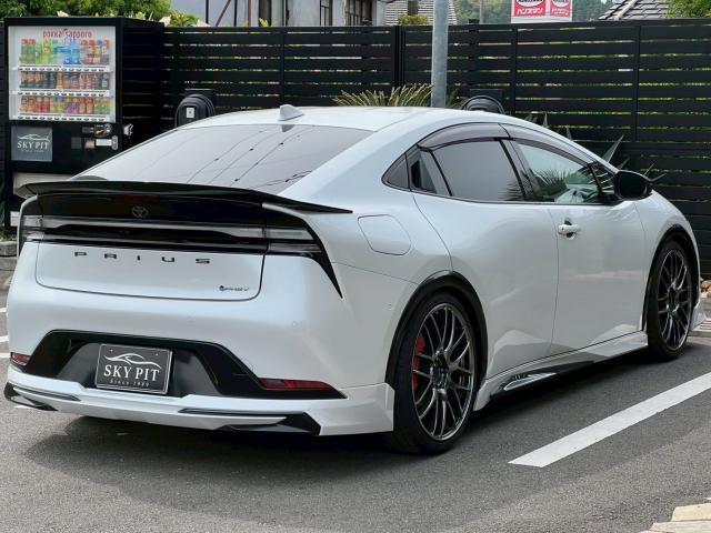お車に関するご相談、ご質問等ございましたらお気軽に展示場にお越しくださいませ♪もちろんお電話でもご対応可能でございます！車両の詳細の画像、動画も撮影を行いお送りさせていただくことも可能でございます！