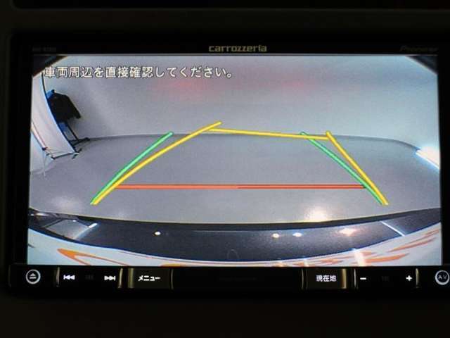バックガイドモニターで、後方を確認しながら安心して駐車することができます。運転初心者も熟練者も必須の機能ですよ！