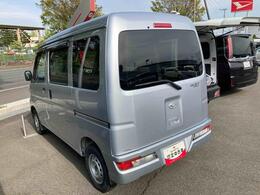 自動車保険も取り扱いしております。見直しなどご相談の際は、現在ご加入の保険証券をお持ちください。