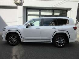 ボディに目立つ傷や凹みはありません