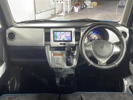 【インパネ全体】全方位で視界が広く、高い目線で運転もしやすいです！