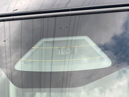 【スズキ　セーフティサポート】走行中に前方の車両等を認識し、衝突しそうな時は警報とブレーキで衝突回避と被害軽減をアシスト。より安全にドライブをお楽しみいただけます。