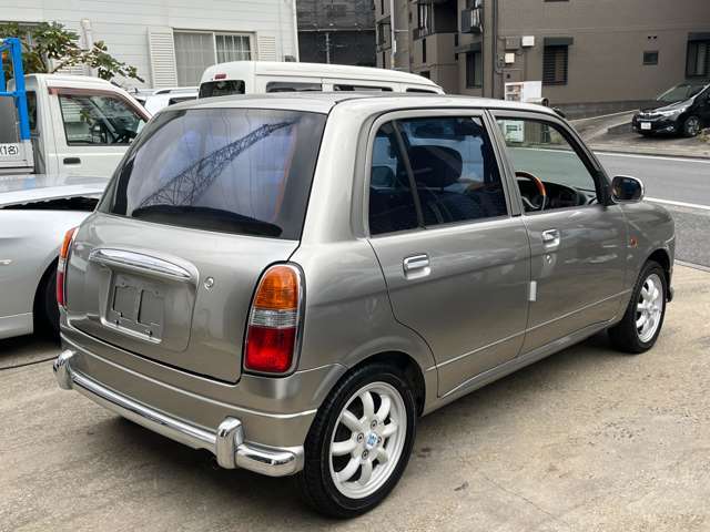 当社のミラジーノはブローバイホース等＆スロットルボディー内バタフライ＆PCVバルブ等清掃済です！ワコーズエンジンオイル交換！F側エンジンマウント交換済！その他パーツの取り付け等お気軽に！