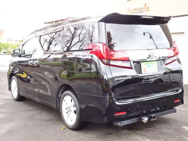 全車整備、保証付販売、自社整備場完備、支払い総額の表示などお客様が安心・安全にご購入頂けるように、体制を整えております。