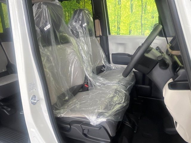 もちろん車内はキレイです♪よりクリーンな状態をキープしたいお客様には『ナノゾーンコート』がおすすめ！新型コロナウイルス対策や、除菌・消臭に効果を発揮し多くの方にご好評いただいております。