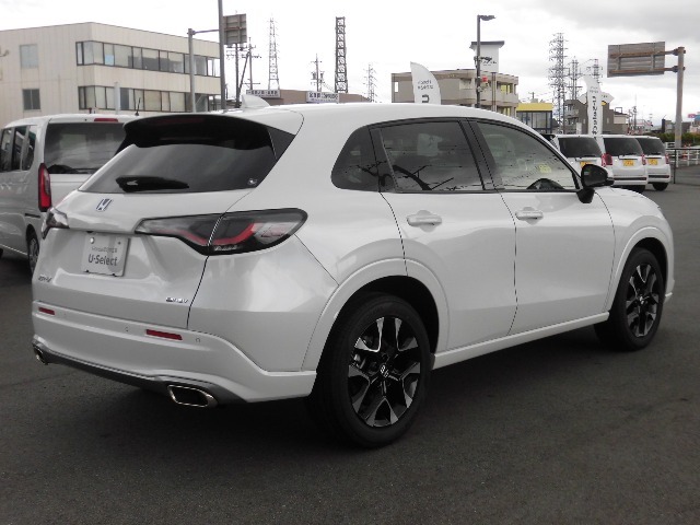 中古車にもボディーコーティング施工できます。一度ボディを磨いてから施工しますので、光沢のある綺麗な状態でお乗りいただけます。お気軽にご相談下さい。