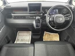 【インパネ全体】全方位で視界が広く、高い目線で運転もしやすいです！