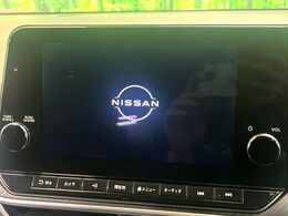 【大画面ナビ】人気の大型9インチナビを装備。存在感のある大画面はインパクト大！ナビ利用時のマップ表示は見やすく、テレビやDVDは臨場感がアップ！いつものドライブがグッと楽しくなります♪