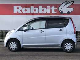 駐車場完備してございます！また店内明るい商談ルームで気軽に話しましょう！キッズコーナーも完備♪