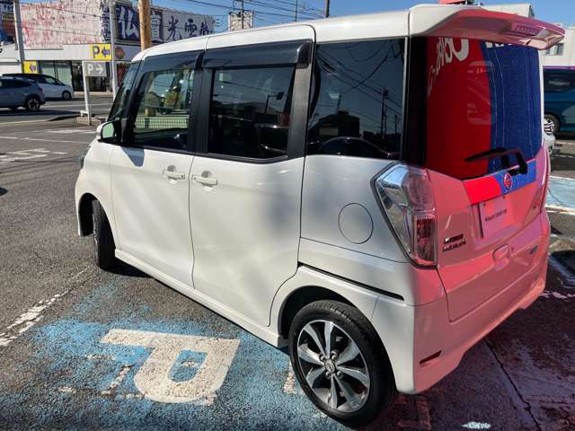 この度は当店のお車にアクセスいただき誠に有難うございます。当店はNISSAN　U-CARS　クオリティショップです。お客様に「安心・信頼・満足」のサービスをお届けします。