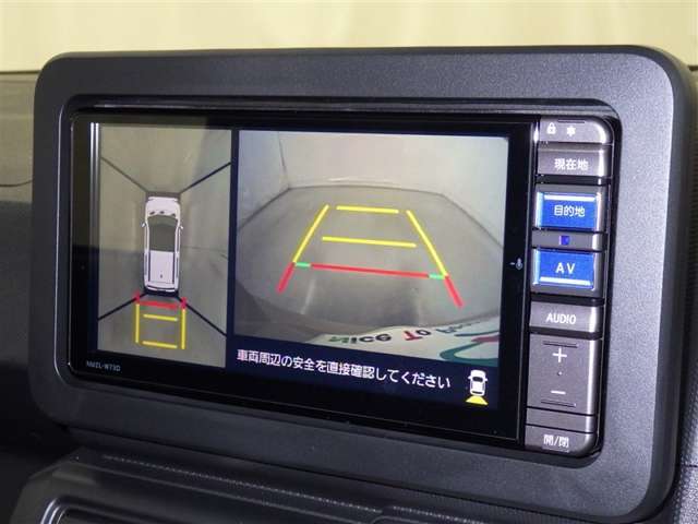 バックカメラが付いているので後方確認しながら安心して駐車することができます。