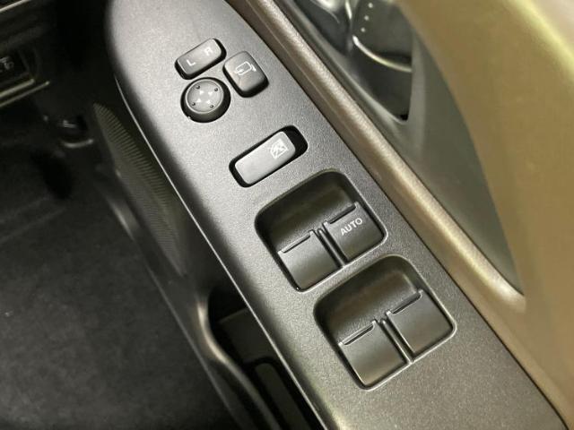 国産車から輸入車まで多様なお客様のニーズのお応えできるように、全国規模で豊富な在庫展開！車のことならWECARSへ！