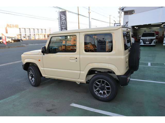 届出済未使用車！デュアルセンサーブレーキサポート！ストラーダナビ！コムテックドラレコ！純正マット！ETC！バックカメラ！