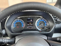 在庫車の全車に専門業者のルームクリーニング施工済！