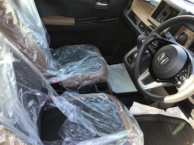 愛車のメンテナンス、自動車保険などカーライフのサポートは私たちに全てお任せください！！　　便利な【窓口一本化】楽しく安心してお乗りいただけるよう、お手伝いさせていただきます♪