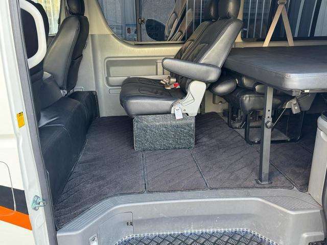 自社整備工場にて納車前点検させていただきます！アフターフォローもバッチリさせていただきますので、安心してご購入していただけます！