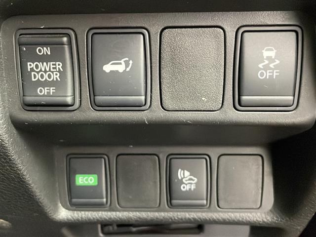 【運転席操作部】快適なドライブを楽しむための機能が装備されています！運転席から触れるので、使いやすいです！除菌プランいれていただくと、さらに清潔で安心していただけます！
