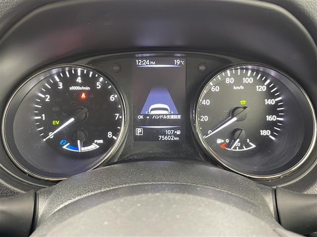 【スピードメーター】メーターがシンプルで見やすく運転しやすいですね！