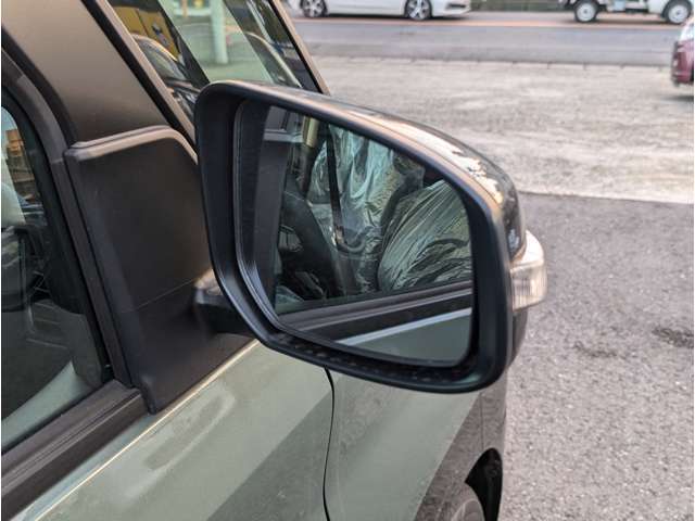 ☆ご掲載中の車両に関して☆　気になる点や知りたいことがあればお気軽にお問い合わせ・お電話くだいませ！すぐに詳しい営業のスタッフから詳しいお話を致します！