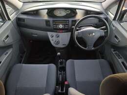 5MT！5速マニュアルミッション！エアコン！パワーステアリング！パワーウインドウ！キーレスエントリー！禁煙車！車内きれい！シートきれい！